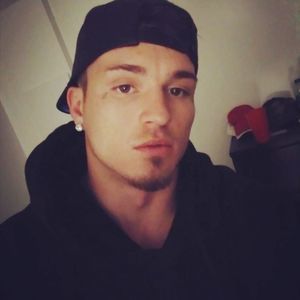 Meet your Posher, Christian